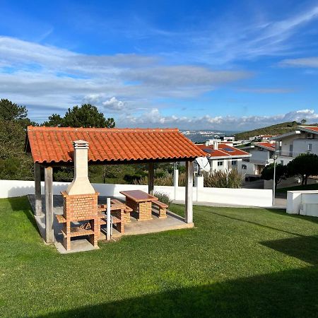 Villa With Views Over The Atlantic Ocean And Swimming Pool Famalicão المظهر الخارجي الصورة