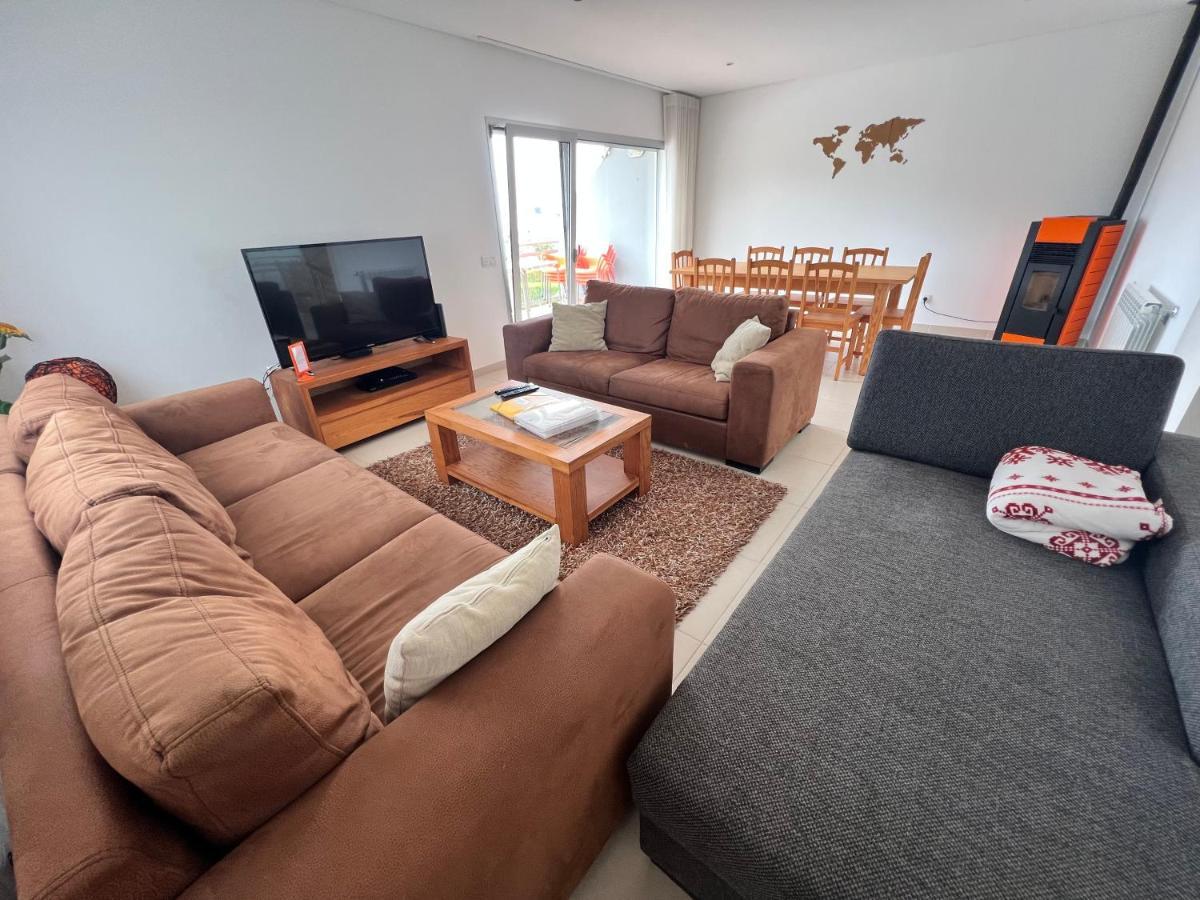 Villa With Views Over The Atlantic Ocean And Swimming Pool Famalicão المظهر الخارجي الصورة