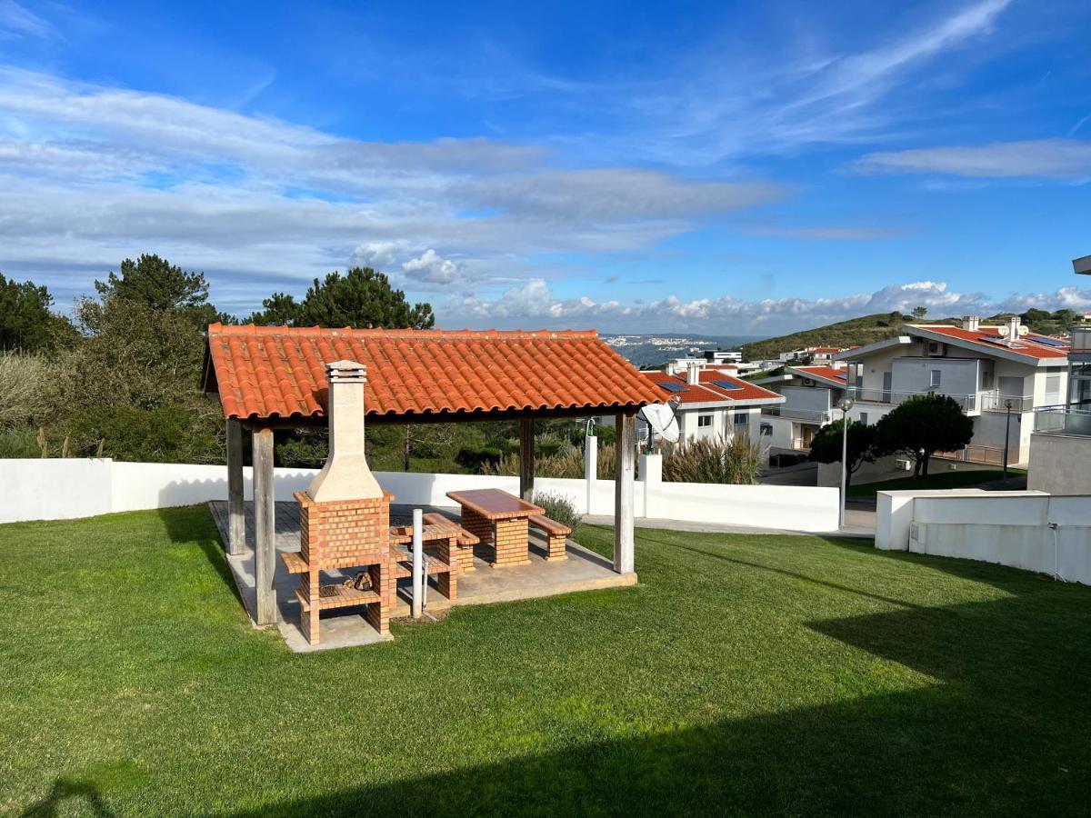 Villa With Views Over The Atlantic Ocean And Swimming Pool Famalicão المظهر الخارجي الصورة